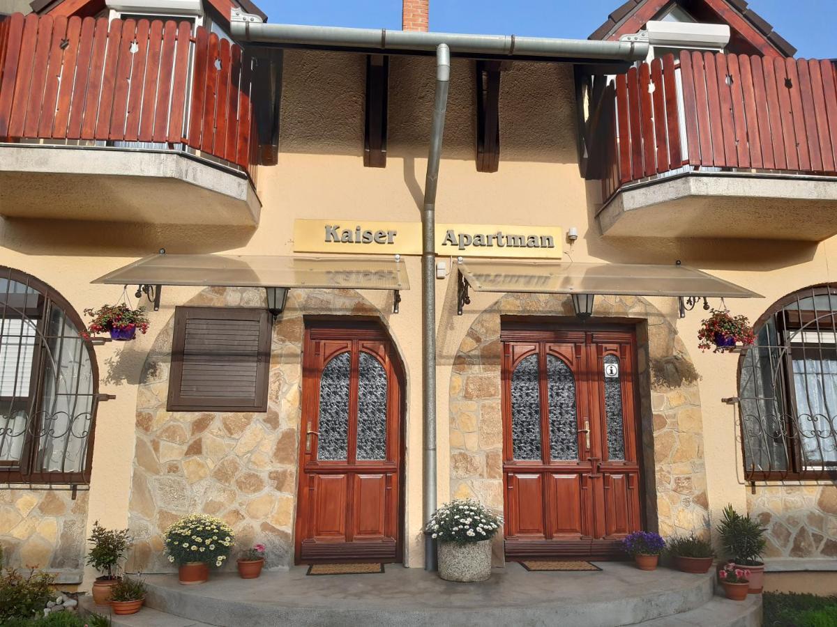 Kaiser Apartman Heviz Bagian luar foto