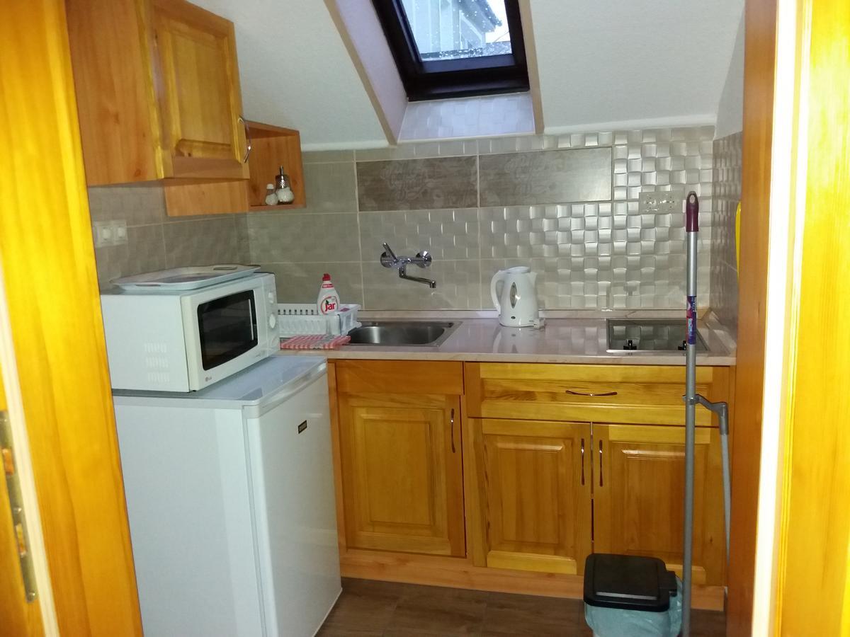 Kaiser Apartman Heviz Bagian luar foto